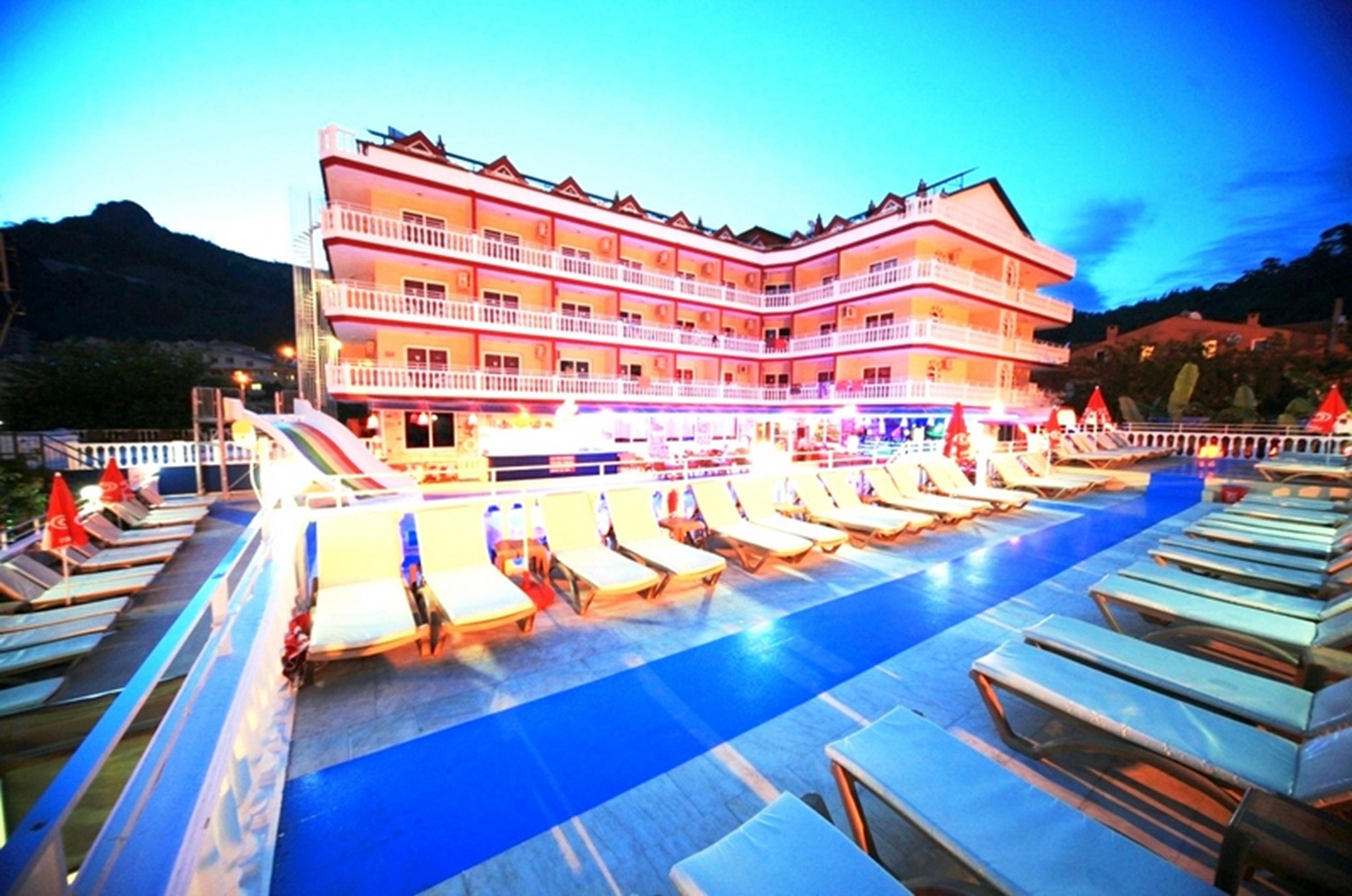 Mustis Royal Plaza Hotel Marmaris Exterior photo