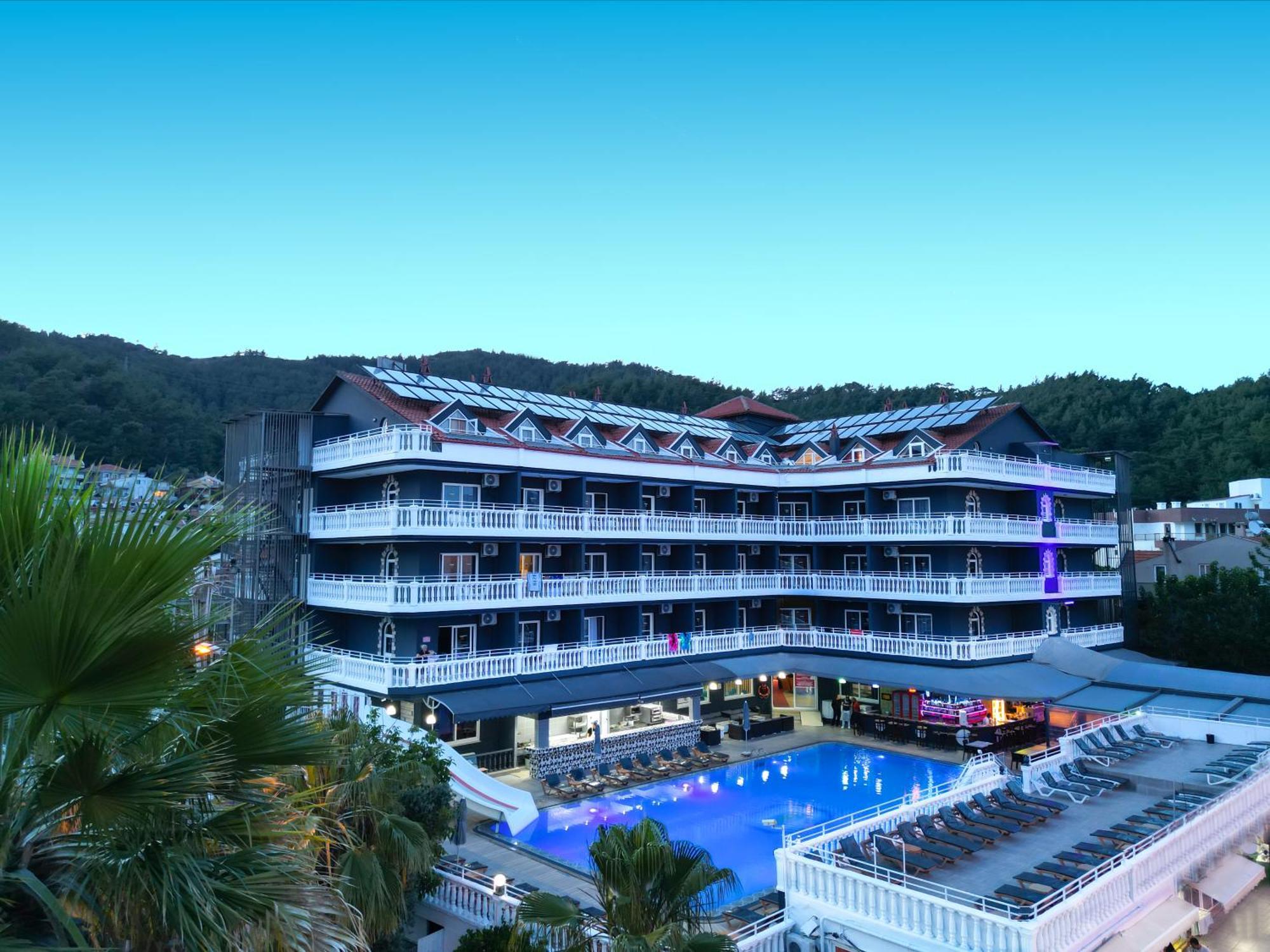 Mustis Royal Plaza Hotel Marmaris Exterior photo