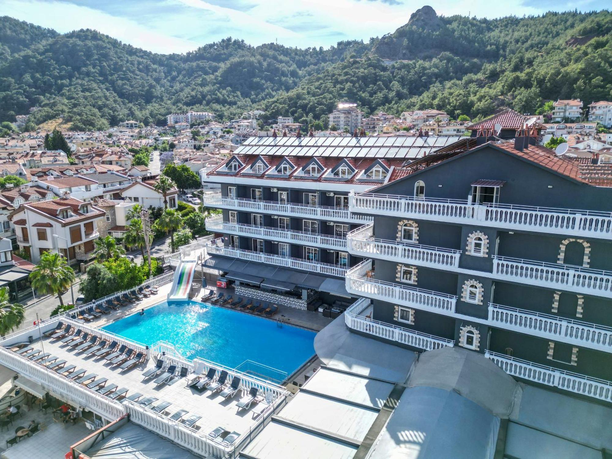 Mustis Royal Plaza Hotel Marmaris Exterior photo