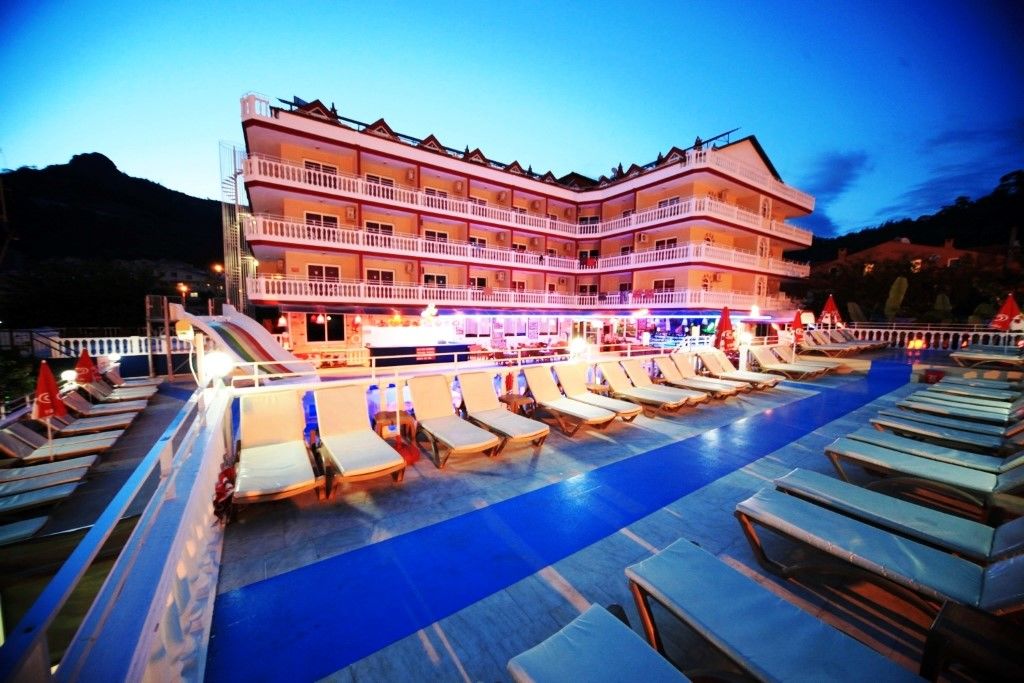 Mustis Royal Plaza Hotel Marmaris Exterior photo